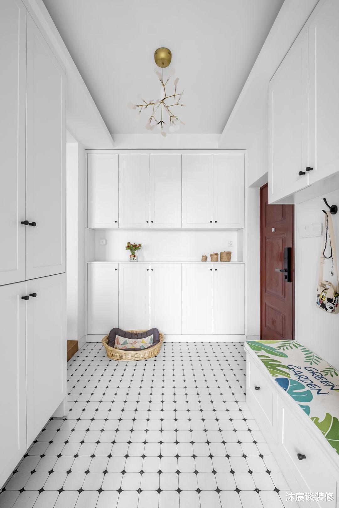 沐宸谈装修|向往田园生活的夫妻俩，把家装得清爽大方，还有让人快乐的大阳台