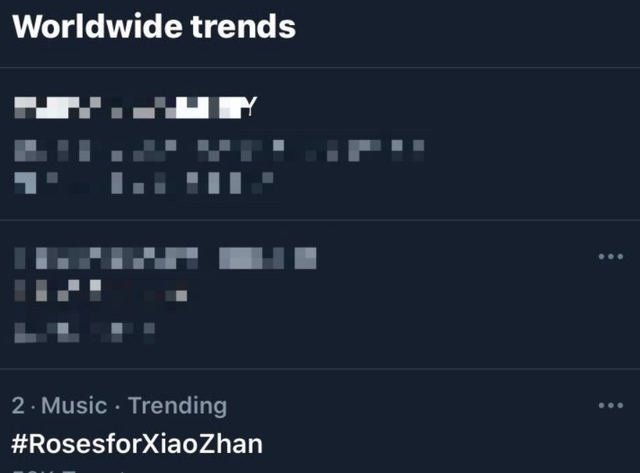 肖战|肖战出席直播活动，造型清爽似少年，秒登海外热搜人气不减