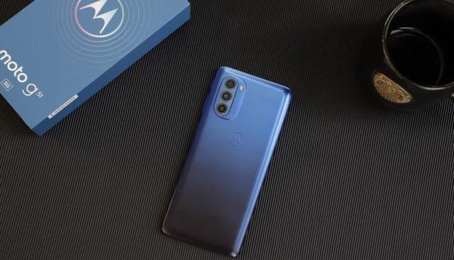 摩托罗拉|摩托罗拉再亮剑，6.8英寸+5000mAh，11G+128G竟然才1499