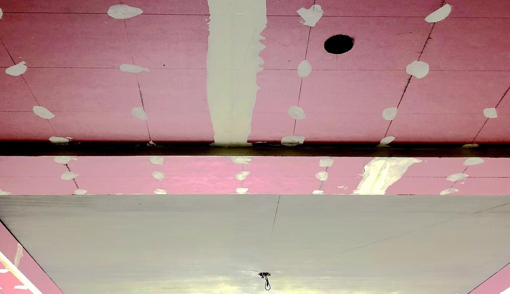 石膏板吊顶容易下垂和开裂，要知道处理方法，还要知道预防措施