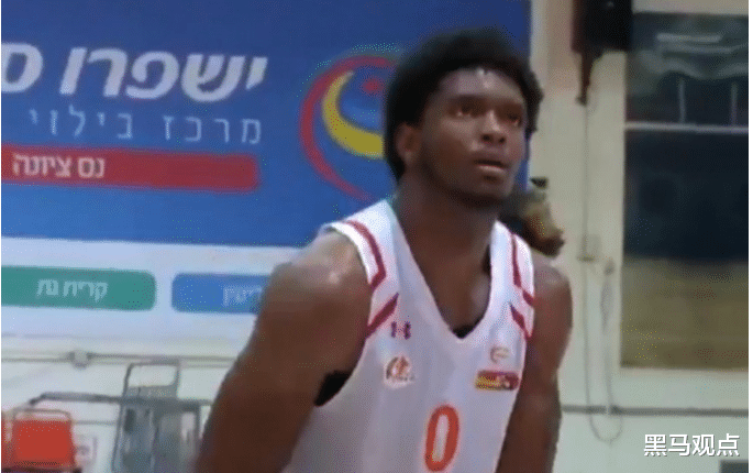 火箭队|3消息！火箭官宣签约达成，詹皇哈登复出时间确定，绿军主力报销