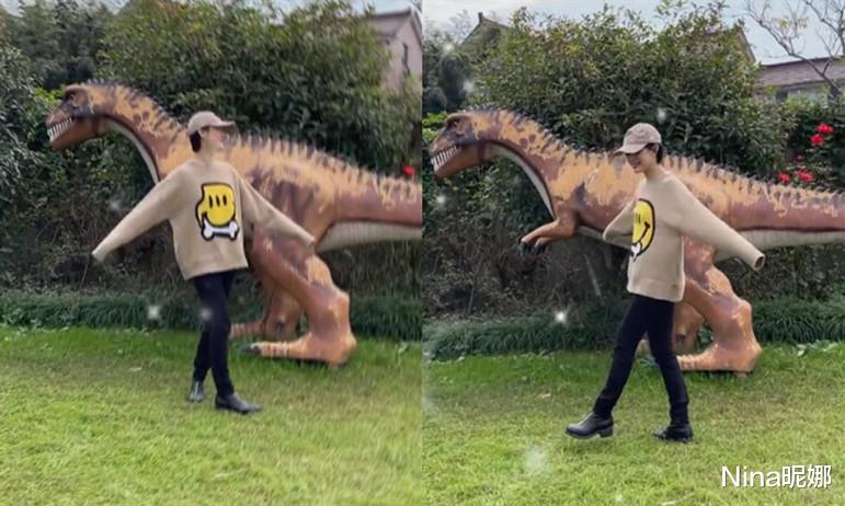 孙俪|孙俪玩荡秋千，穿笑脸毛衣配牛仔裤暴露好身材，彻底开心成孙三岁