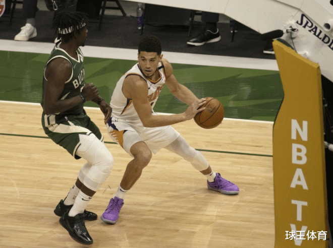 雄鹿队 7换1交易大获成功!三巨头5.66亿,他不离队也组成了超级球队