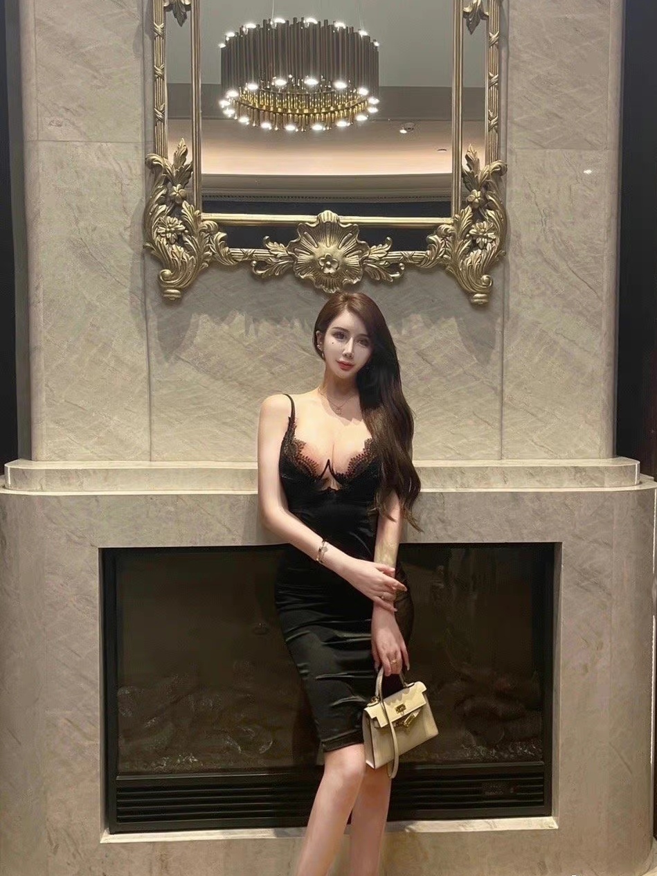 为说么得情感 在一次又一次的克制中慢慢形成了习惯，习惯一个人的生活