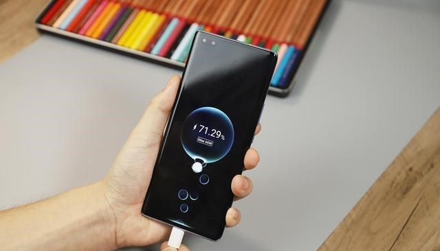 教教你家娃|小米MIX4真机曝光，三大亮点引关注，8月10日即将登场！