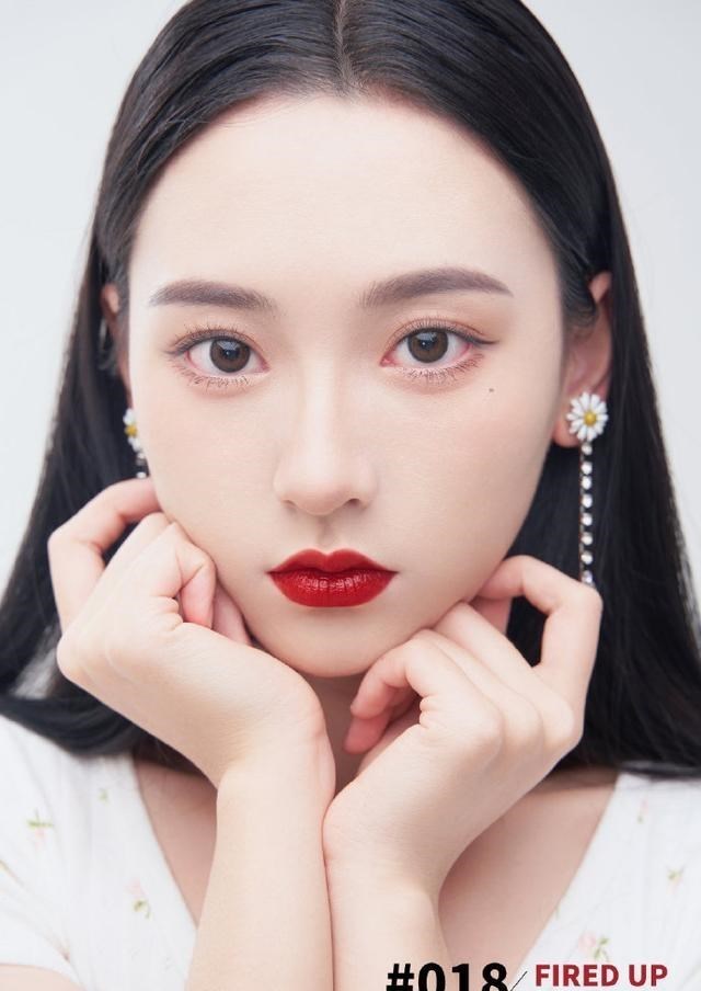 口红|李斯丹妮又来“骗”我花钱了，这几支口红真的太野了