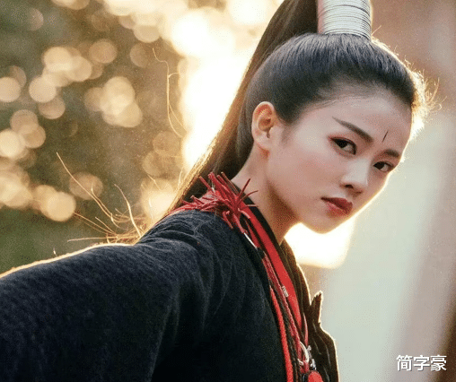 白梦妍|《长月如烬》强势来袭，白鹿搭档罗云熙，上演甜虐交织仙侠剧