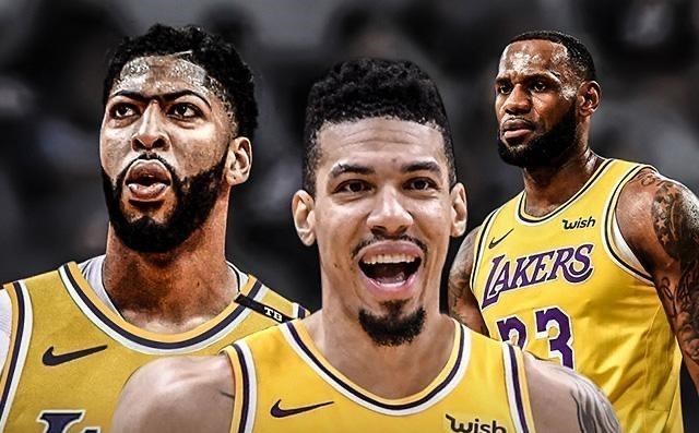 清浅微笑的我|2年3000万!为湖人等到最后一刻!你让老詹失望了,回归救赎吧