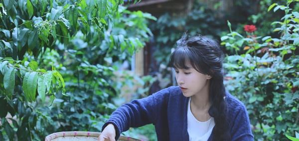 李子柒 坐拥全球1亿粉丝，消失的李子柒终于现身，解答了自己成名的原因