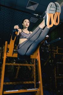 天天艺享汇 比基尼冠军名模,长相和颜值的最高搭配,你想要的她都有