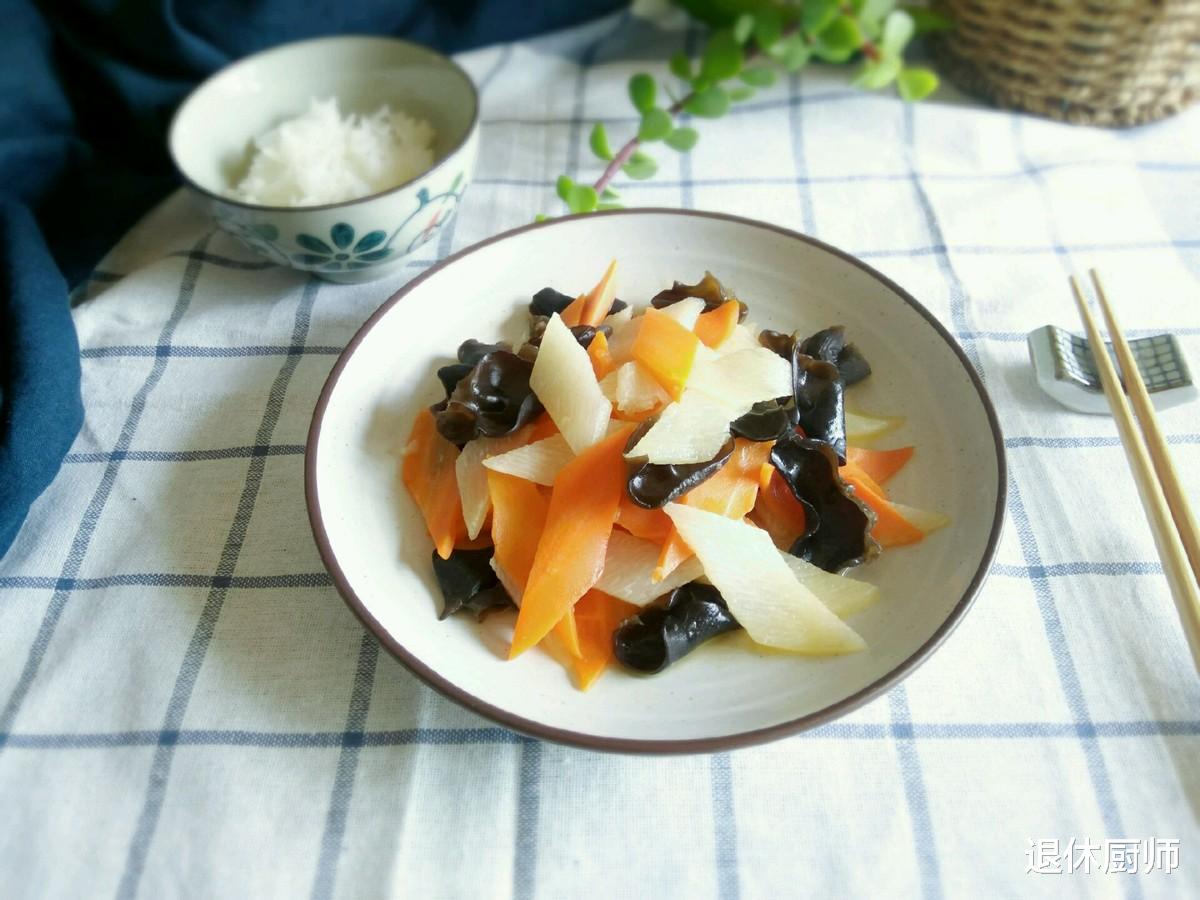 |山药和它是绝配，简单一炒很鲜美，常吃排宿便，不知不觉就瘦了