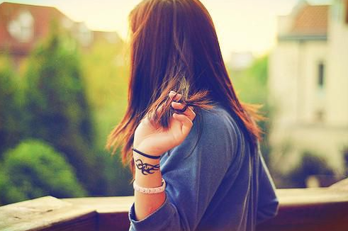 知一先生|2021年出生的女孩起名：高端且寓意深刻女孩名字