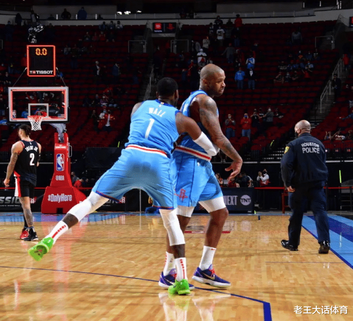 火箭队|4连胜,联盟第一!火箭双子星一个吹牛皮,一个喷哈登!膨胀了?