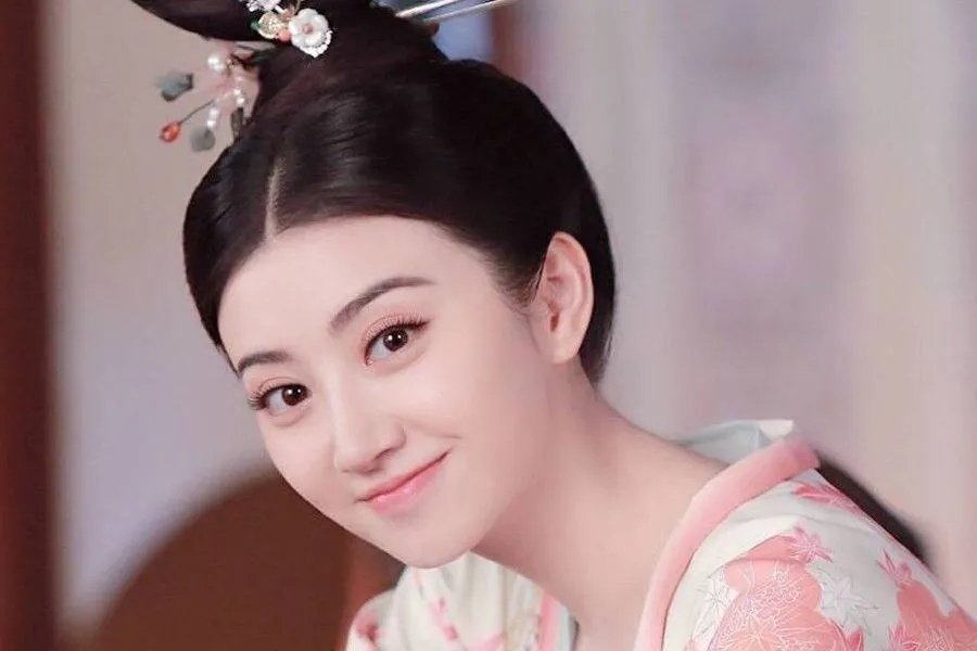 景甜|《司藤》后,景甜又一古装剧将袭,男主才貌不凡,又是经典没跑了