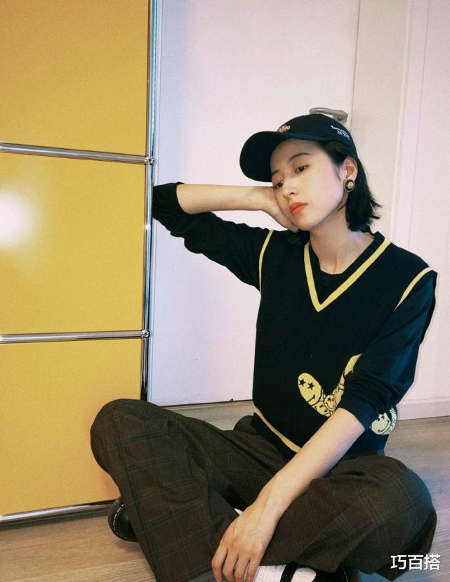 巧百搭|周雨彤私服又出圈了！秋季穿搭时髦感一套更比一套，好看还好驾驭