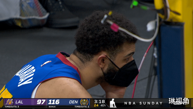 湖人队|湖人17分惨败！勒布朗准三双，比赛最后2.9秒，老詹起身退场