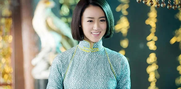 袁冰妍|她被誉为校花女神，系热巴同班姐妹，今28岁清新得宛如初恋女孩