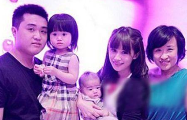 秦奋|“复制版”杨幂，韦雪赌命为秦奋生子，却拒绝4500万分手费