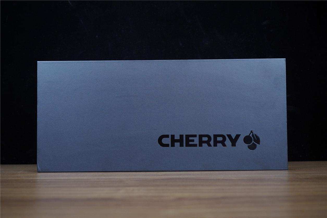 iPhone|连铸式铝壳+阳极氧化处理，CHERRY首款无线键盘上市，你还坐的住吗？