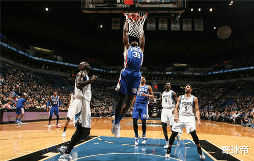 流浪汉|流浪汉成老大！才打了17场，就让2大状元退位！他成核心！真猛