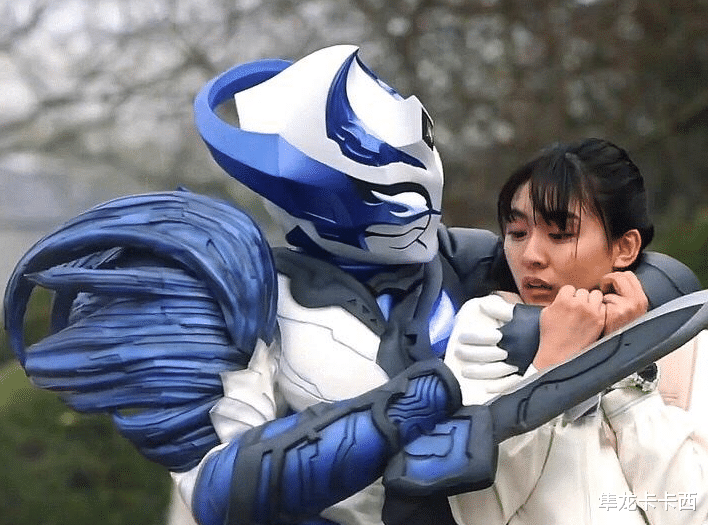 acgn漫評|特利迦奧特曼：結名是極品的原因找到了 黑暗巨人全員玩過頸鎖