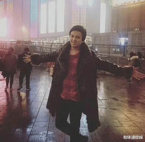 周深|歌手“包装”有多狠? 肖战、迪玛希不算啥, 周深“整容式”逆袭