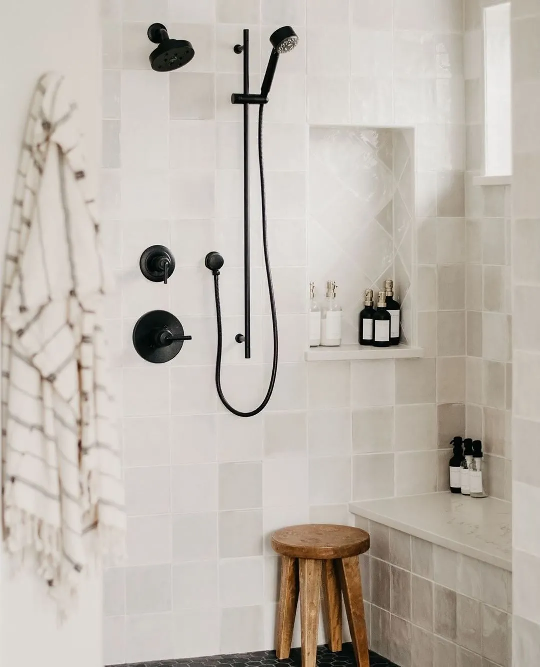 建议:卫生间不是越大越好,学下图这样“设计”,那叫一个高级!