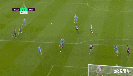 英超|4-0！曼城8连胜领跑英超，瓜迪奥拉不讲武德，4300亿土豪又输了