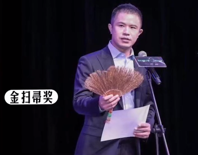 毕志飞|评吴京时口若悬河，上综艺却成众矢之的，毕志飞终于领教残酷现实