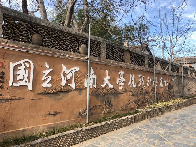 闲悠记 神秘古村落,办过五年大学,石桥、古树、老井和古宅处处可见