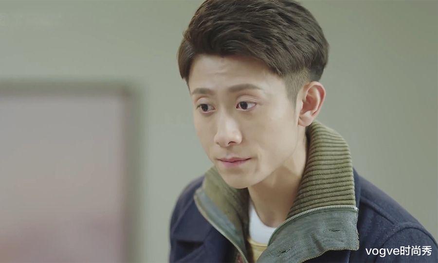 吻戏|明星拍吻戏用各种道具，不真亲不如不播，看到张一山：学到了