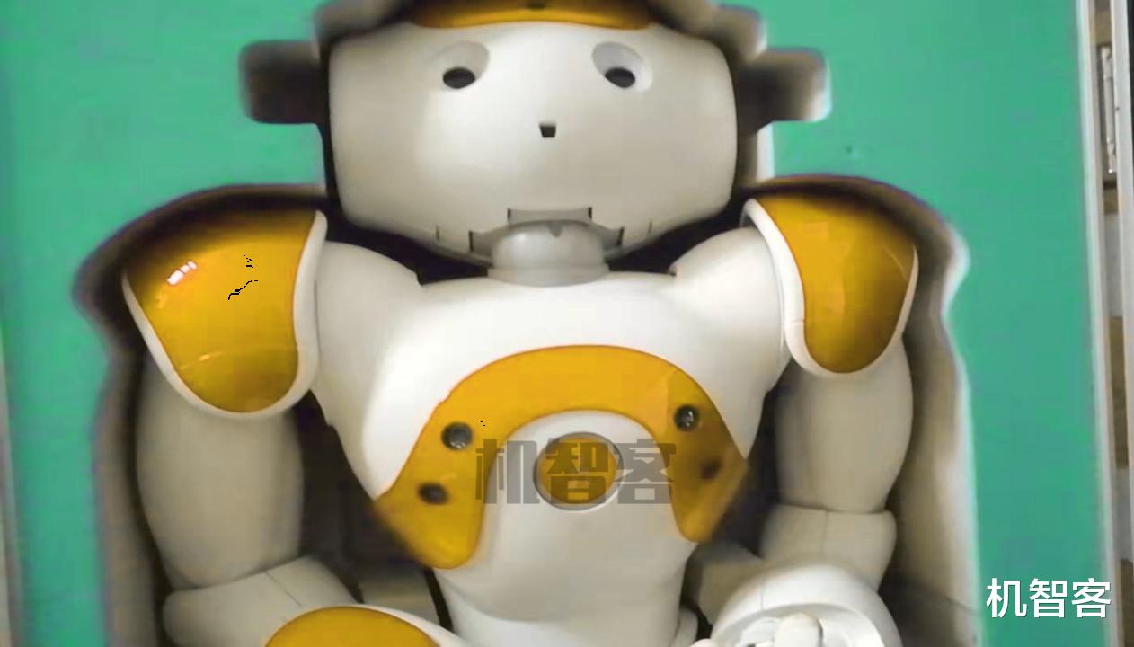 |機智客：高端的NAO仿人智能機器人的技術編程初探