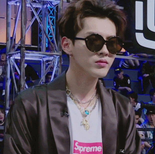 娟妈育儿生活|劈腿网红,还勾引未成年?这下玩完了