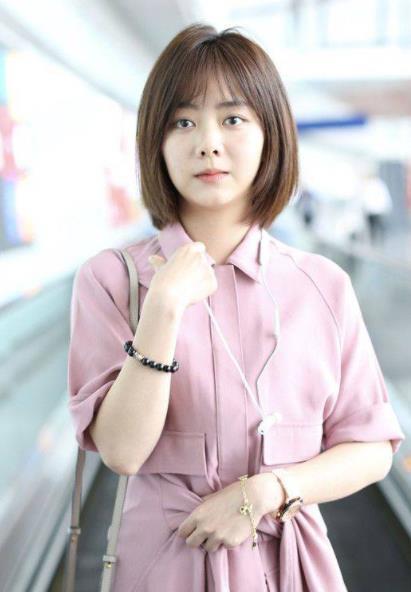 谭松韵|谭松韵被曝光结婚又离婚，大方回应的确结了又离，网友赞叹高情商