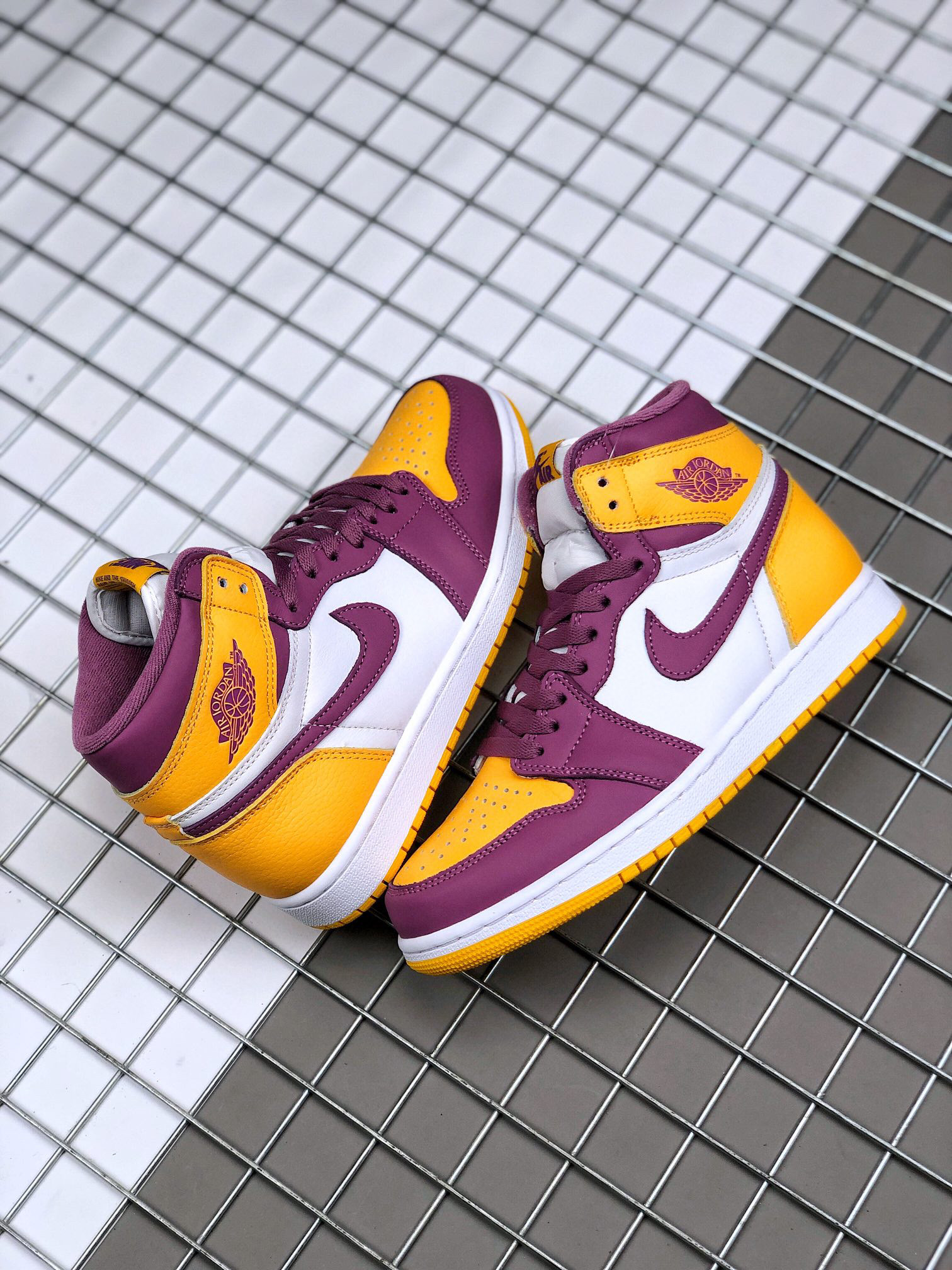 莆田鞋匠 Air Jordan 1 High OG “Brotherhood”湖人兄弟会