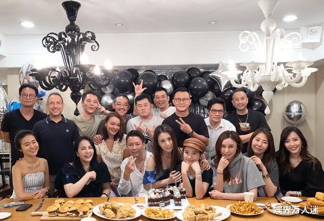 王力宏|52岁陶喆近照老太多，脸部消瘦，法令纹重，和小17岁妻子像两代人