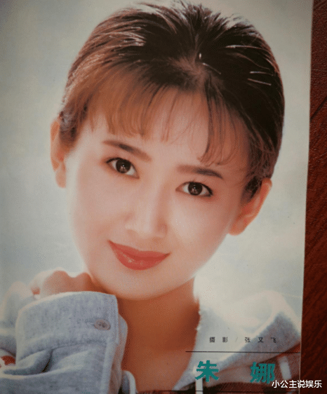 沙宝亮|沙宝亮因演唱《暗香》一夜走红，娶了“苏麻喇姑”，至今恩爱如初