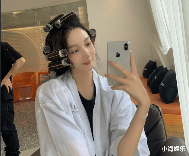 都美竹|都美竹做完头发又整牙，退学后重新备战高考，被曝进军娱乐圈失败