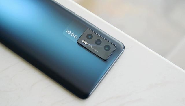 红米手机|骁龙870+256GB内存 Redmi对比iQOO 双十一大容量旗舰怎么选