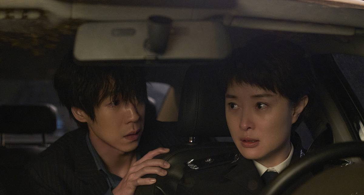 Lady变美日记|《扫黑风暴》的“孙兴”火了，私下穿暖黄色衬衫，看着干净又清爽