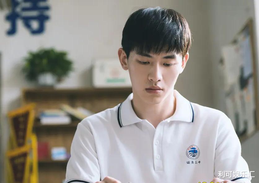 五个扑水的少年|国庆档最惨的“炮灰”片，票房被动画片碾压，导演的遭遇令人心酸