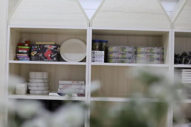 公园突然多了座童话屋，快来看看吧