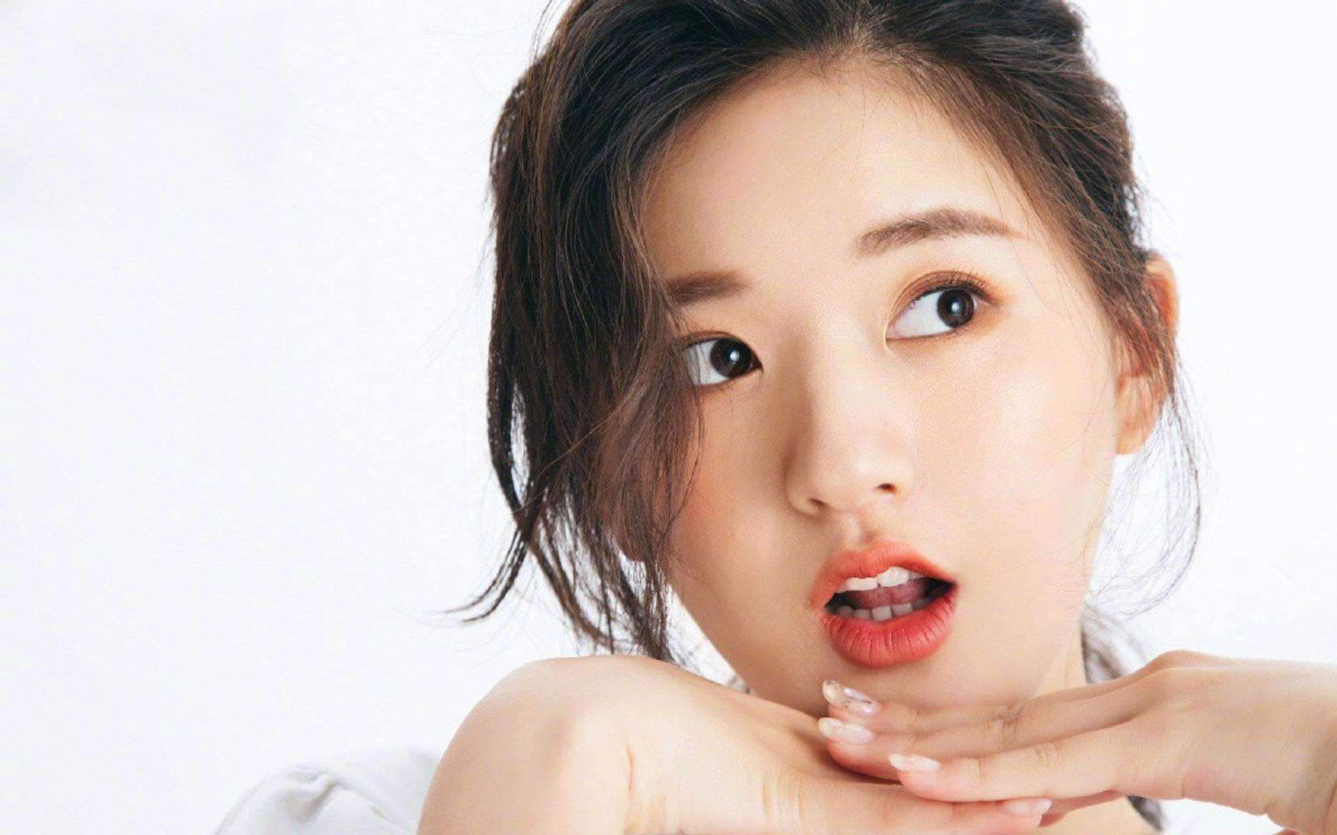 赵露思|田曦薇拉踩赵露思，真是江山代有“茶王”出，一代新王换旧王