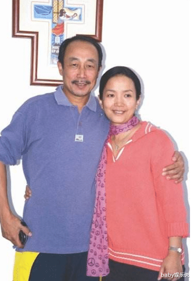 孙海英|孙海英：娶二婚女做妻子，对继子视如己出，继子喊“爸”泪流满面