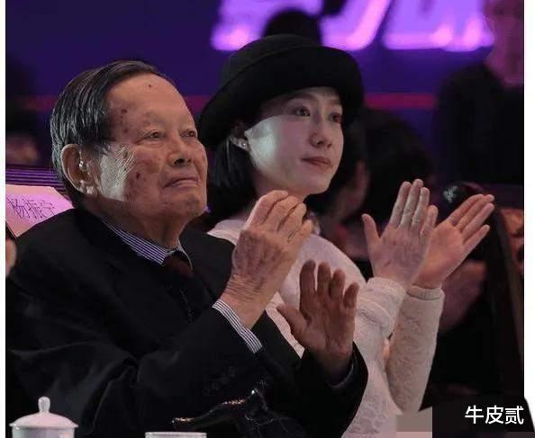 吴刚|7对很难离婚的明星夫妻，有人为了捞钱，有人追求自由，各有所图