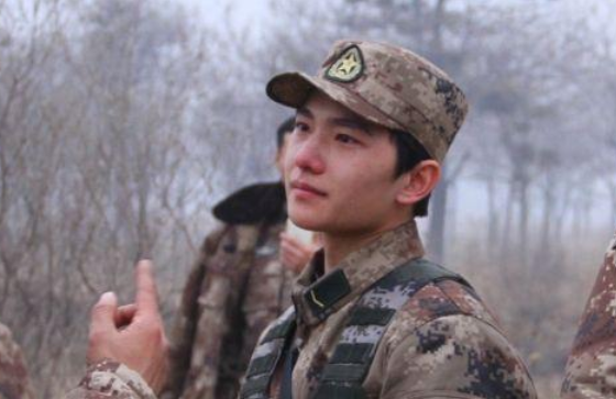 杨洋|本以为杨洋被综艺伤透了心,这次的杨洋笑到满嘴咧牙