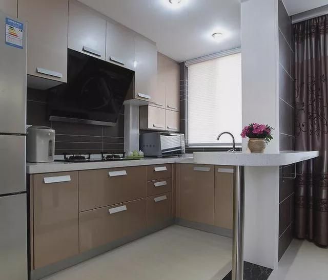 晒晒装修完的新房,第一套新房很成功,最喜欢的就是客厅了!