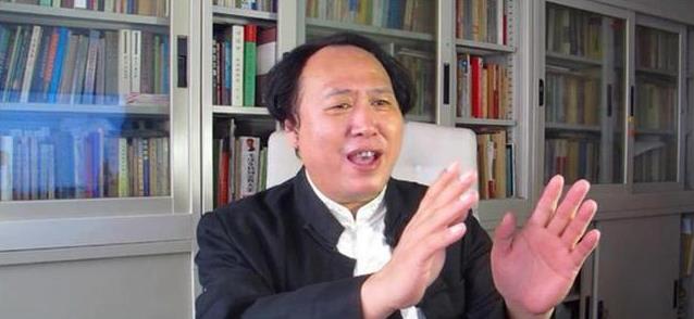 |特型演员陈燕：增肥50斤、穿30厘米鞋扮演毛主席，丈夫：难以接受