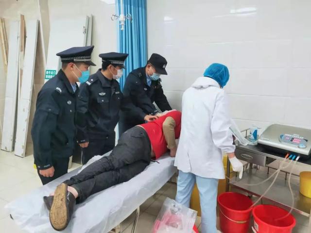 阜阳那些事 女主播报警了！阜阳警方火速营救！