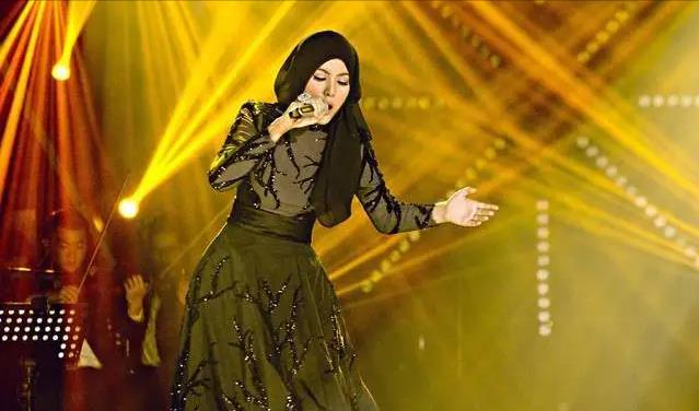 官宣|又离婚了？知名女星遭遇天灾后，官宣离婚并带走了一双儿女